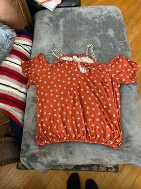 Free kisses X-Large shirt